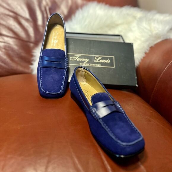 Terry Lewis Classic Luxuries Leather Loafers Size 7M in Indigo - Picture 2 of 8